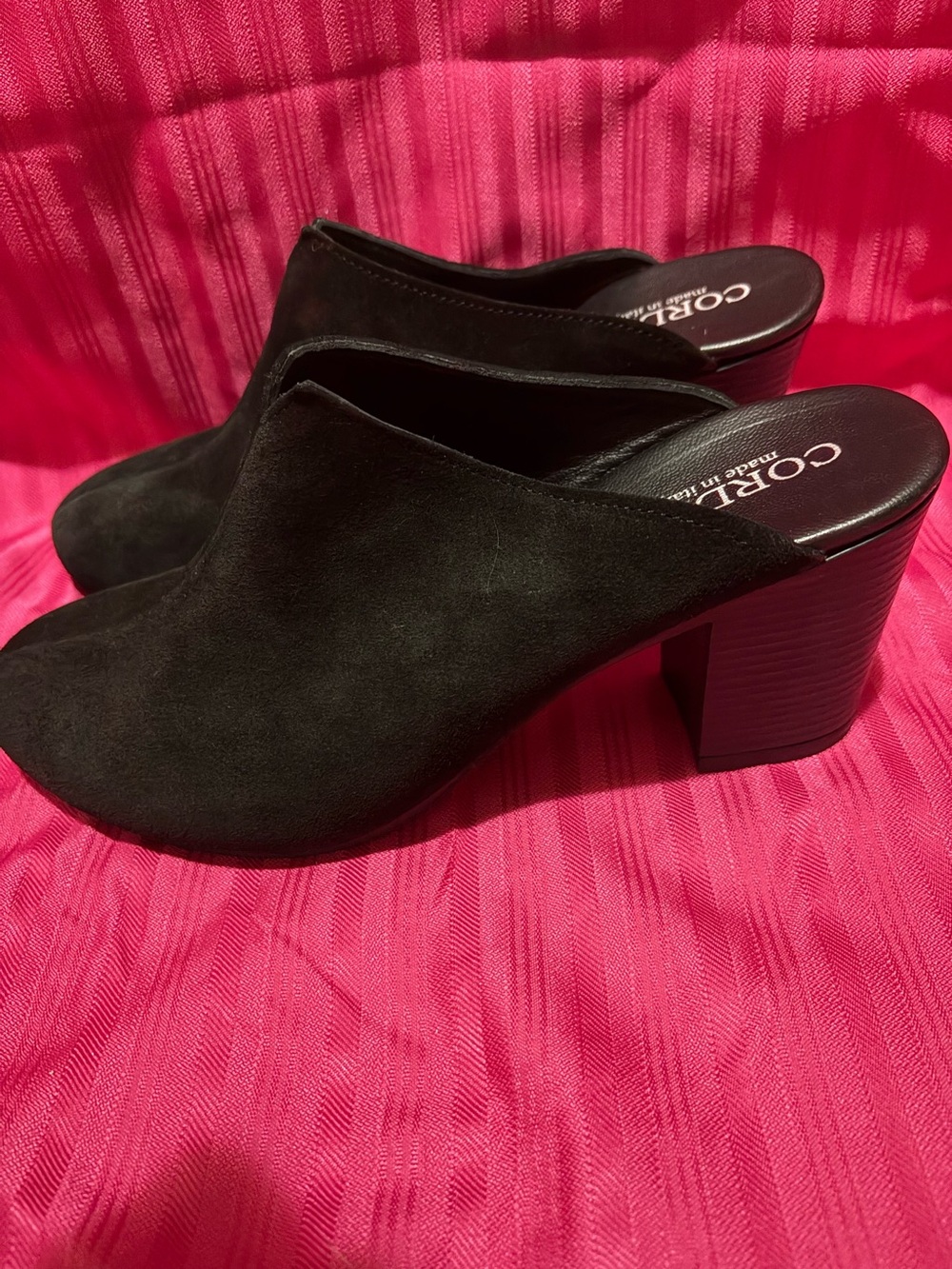 Cordani black suede mule heel size 41 like new